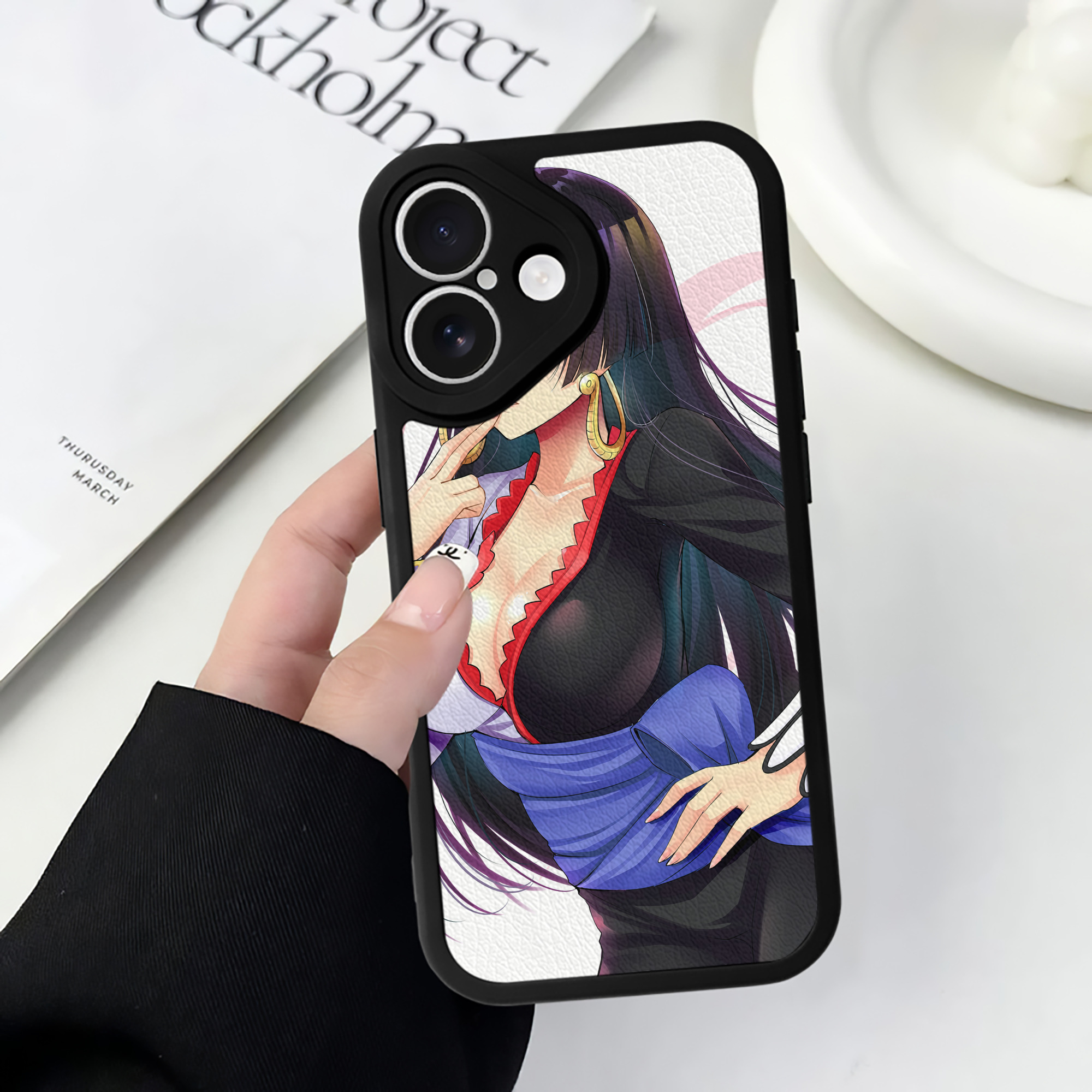 （画像用） ワンピース ONE PIECE 【iPhone 16シリーズ対応】シリコンスマホケース（レザー調） 材質：シリコン